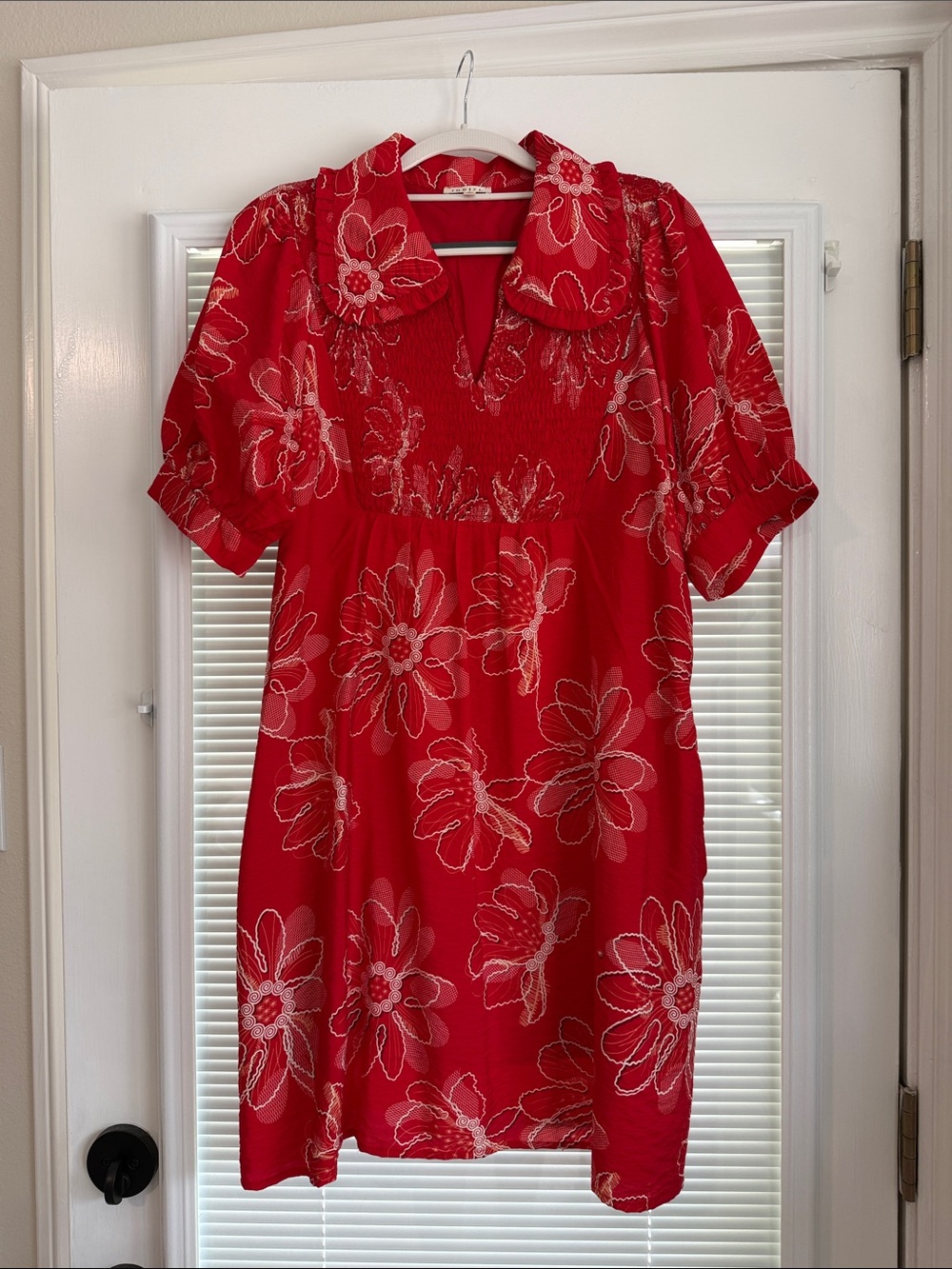 JODIFL Red Floral Smocked V-Neck Mini Dress